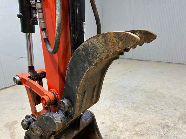 2021-kubota-u35-4-image-8