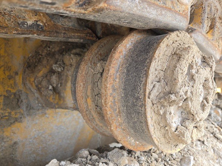 2004-deere-655c-image-90