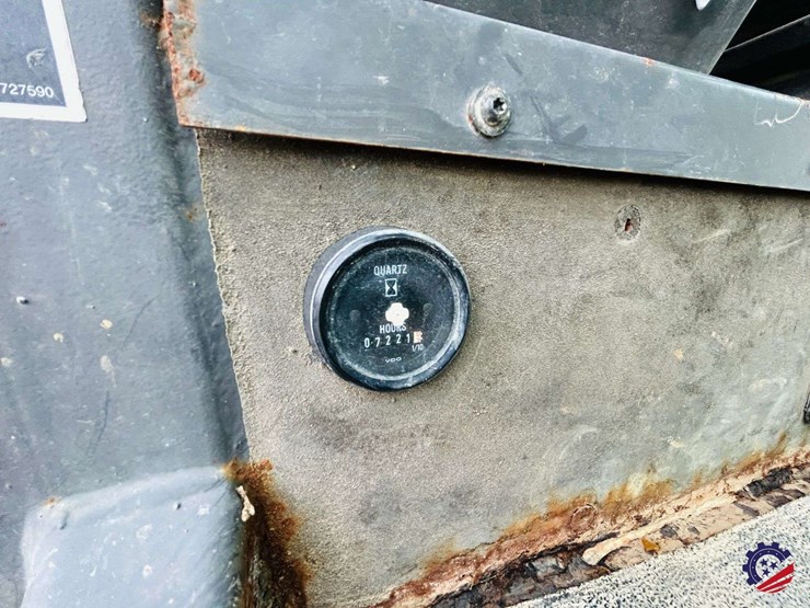 2003-volvo-g710b-image-145