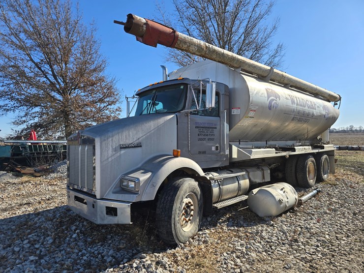 kenworth-t800-image-2