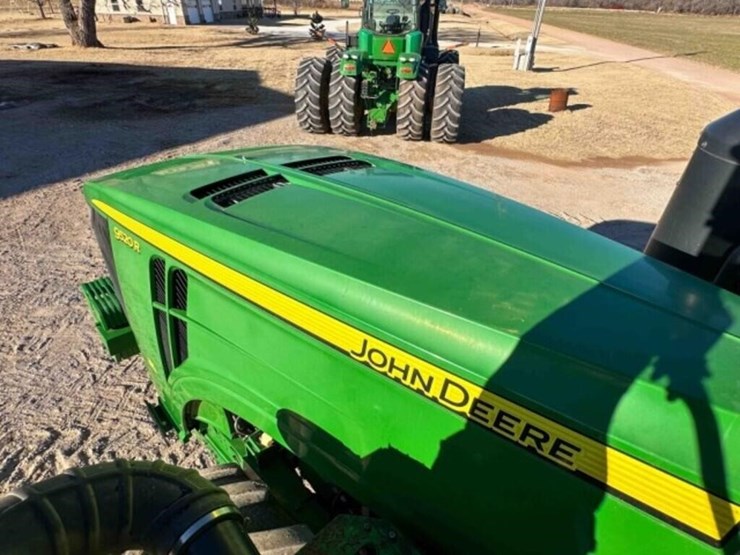 2017-john-deere-9520r-image-18