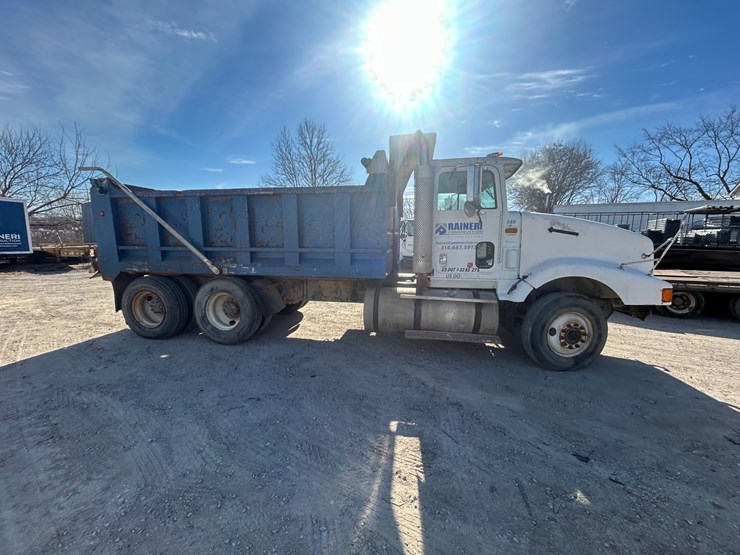 1994-international-9400-image-37