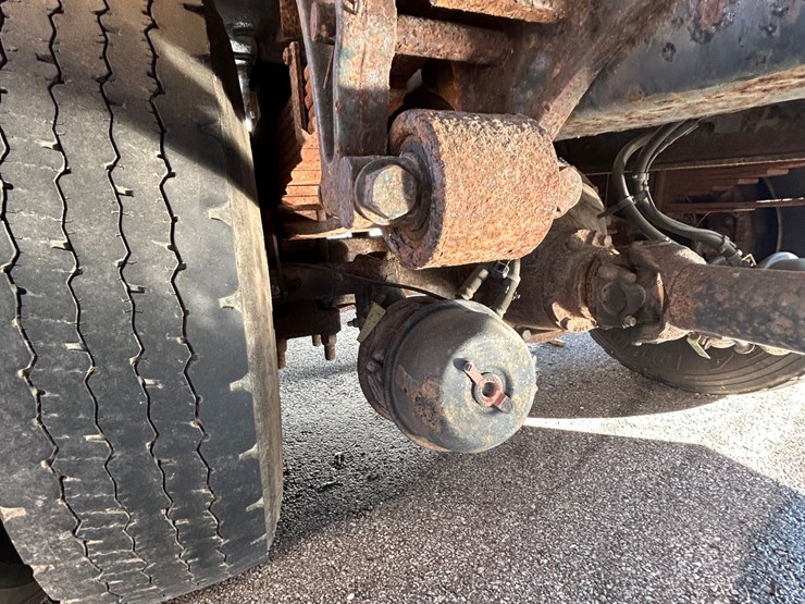 2010-international-durastar-4300-image-60