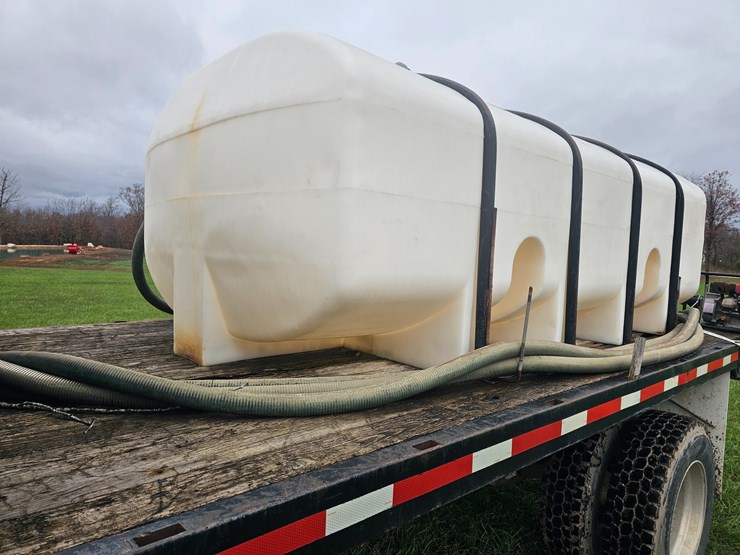 2000-freightliner-fl60-image-58