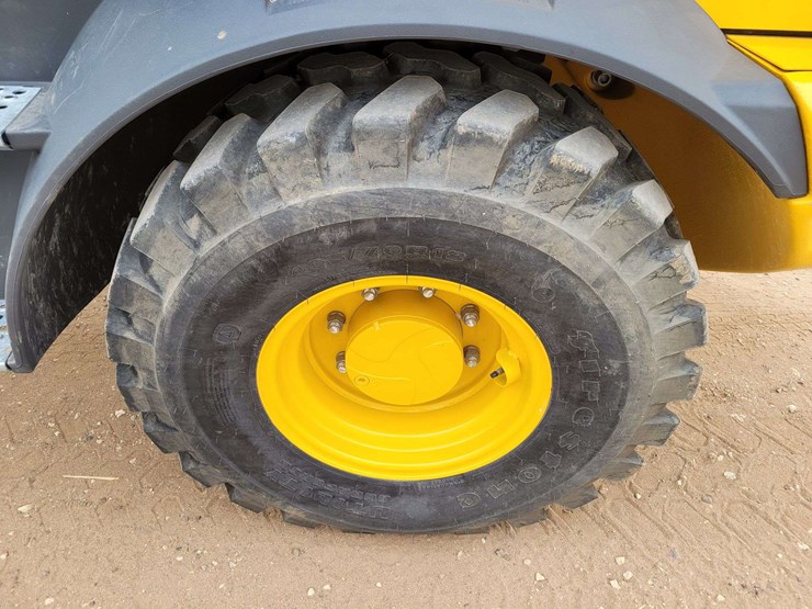 john-deere-244-image-14