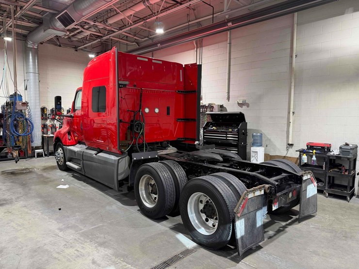 2018-international-lt-image-3