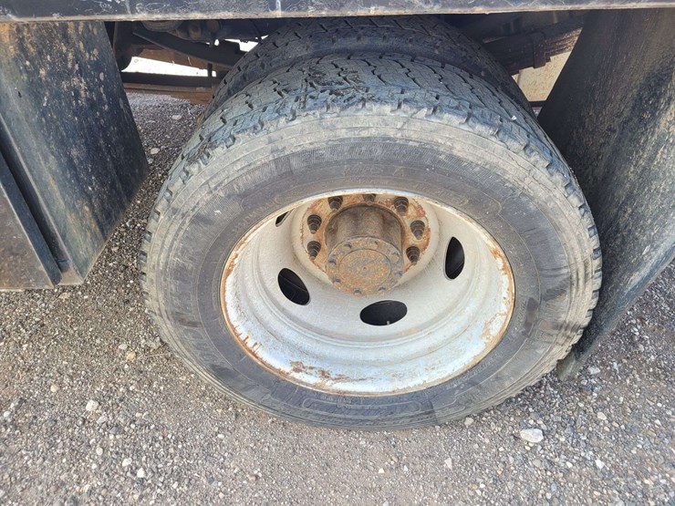 2009-ford-f450-image-21