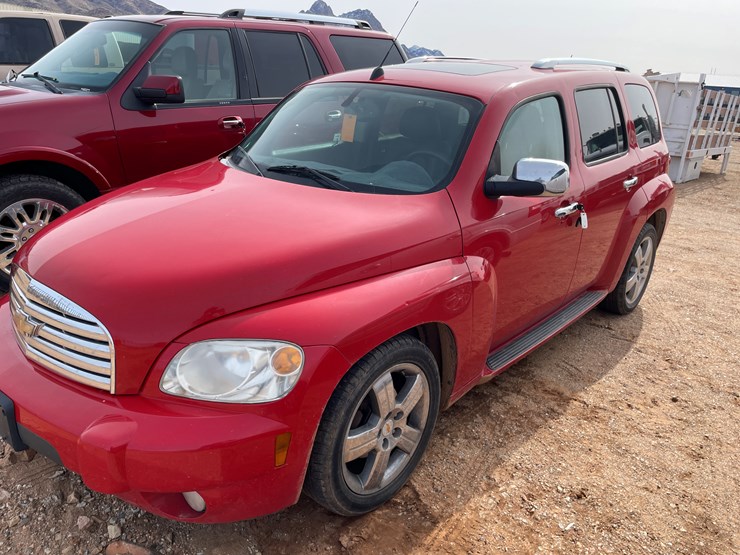 2011-chevrolet-hhr-image-1