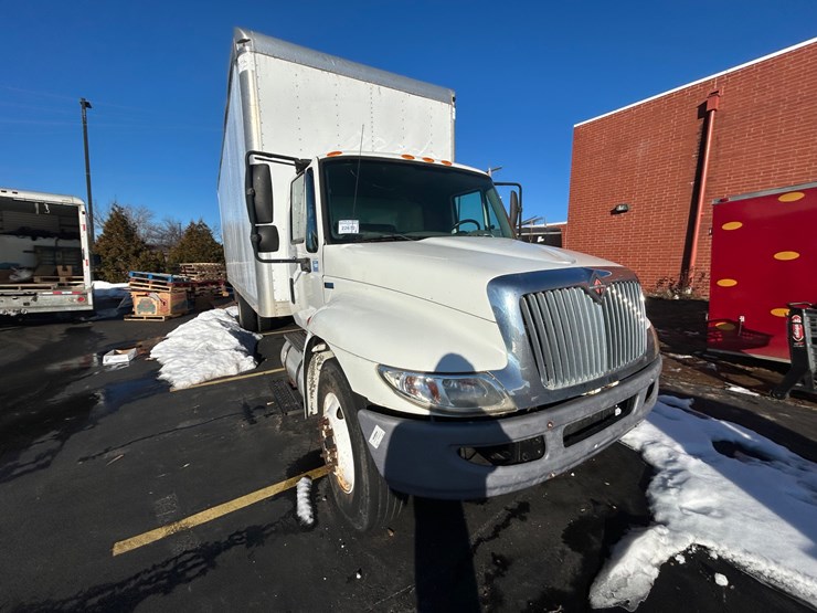 2013-international-durastar-4300-image-19