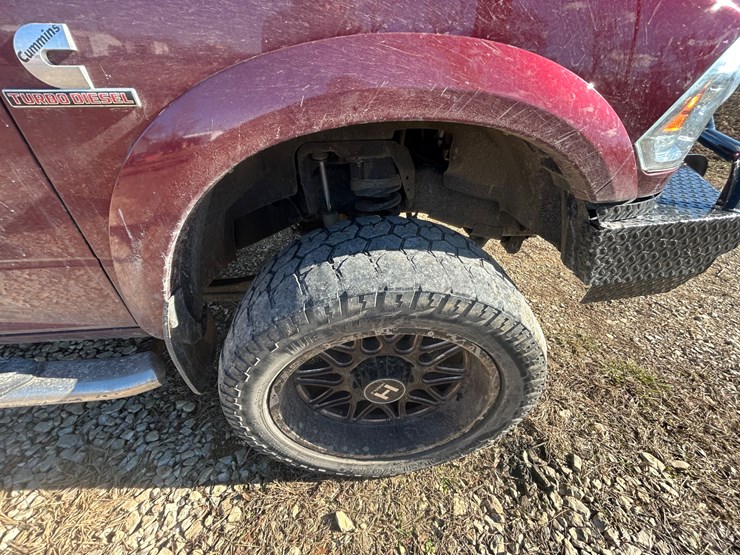 2018-dodge-3500-image-45