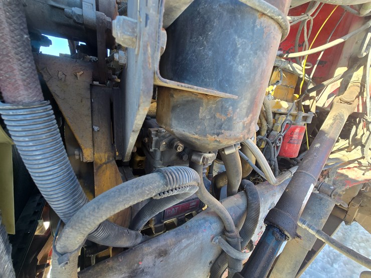 1996-peterbilt-385-image-36