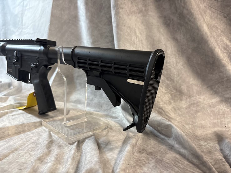 #2756-•-smith-&-wesson-m&p-15-22-22-lr-semi-auto-rifle,-sn:-lah5185-image-6