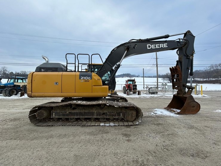 2019-deere-210g-lc-image-5