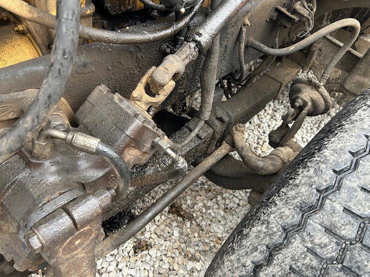 1988-peterbilt-357-image-16