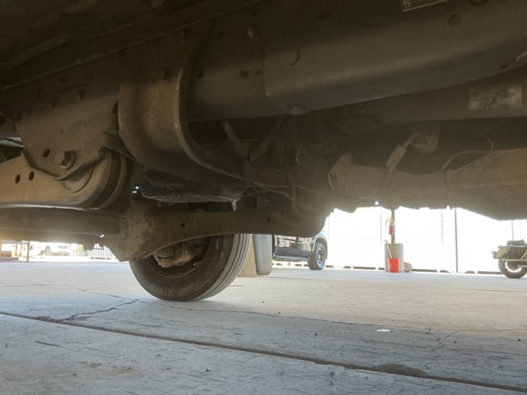 2009-ford-f550-image-22