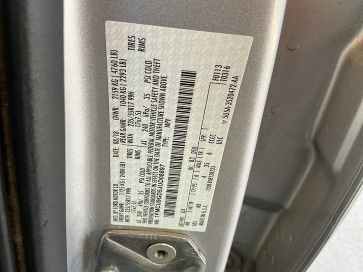 2018-ford-escape-se-image-15