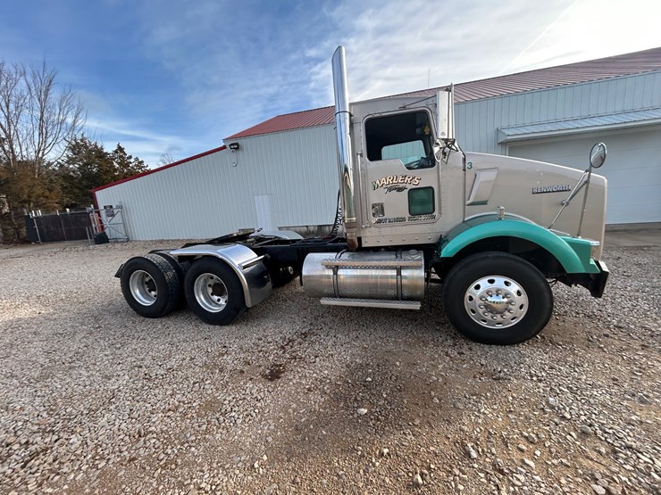 2001-kenworth-t800-image-28