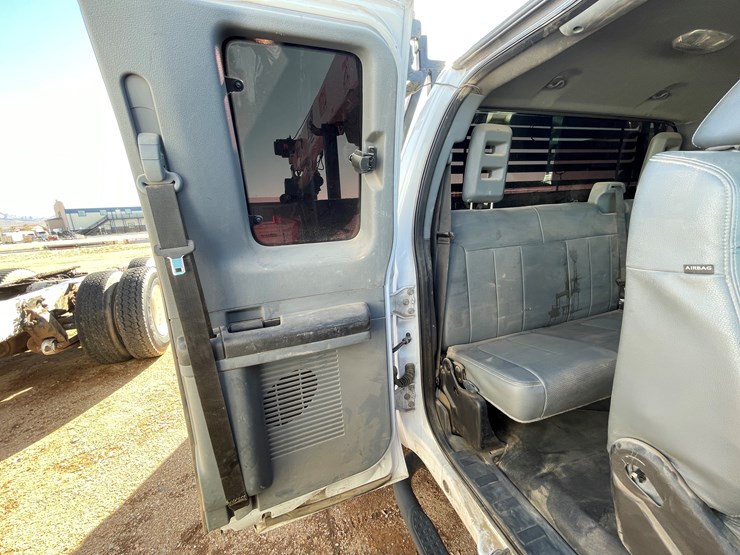 2013-ford-f450-image-118