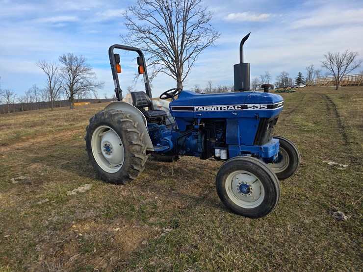 2006-farmtrac-535-image-14
