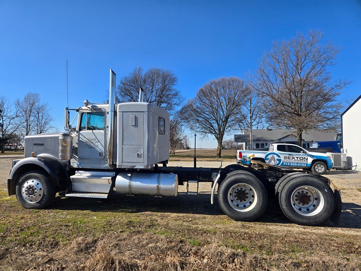 1986-kenworth-w900b-image-9