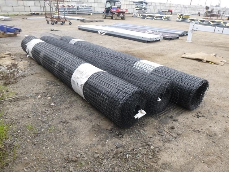 151"-black-geogrid-underlayment-image-2