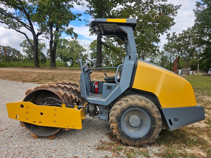 2020-dynapac-ca1300d-image-5