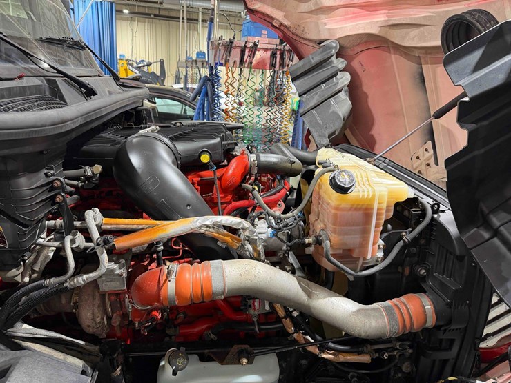 2018-international-lt-image-11