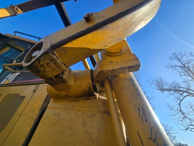 2002-caterpillar-d6r-image-85