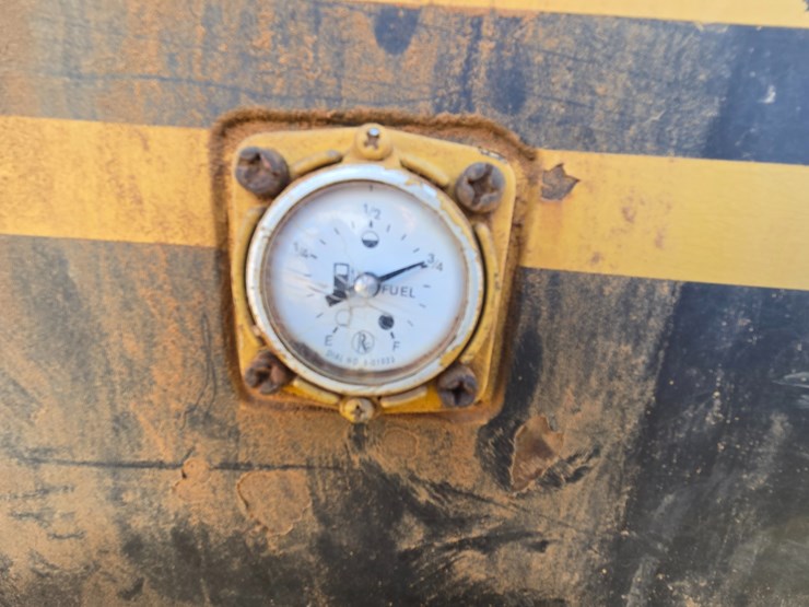 caterpillar-d25c-image-96