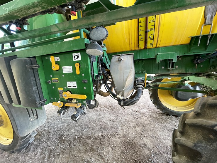2019-john-deere-r4023-image-10