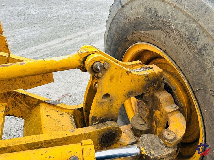 2003-volvo-g710b-image-42