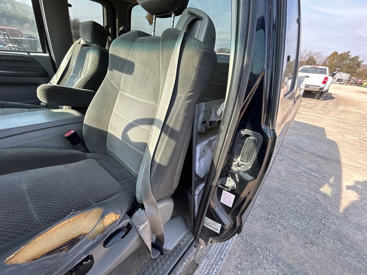 2003-ford-f250-image-9