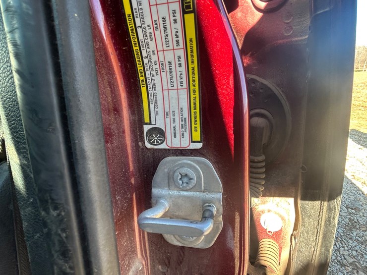 2018-dodge-3500-image-71