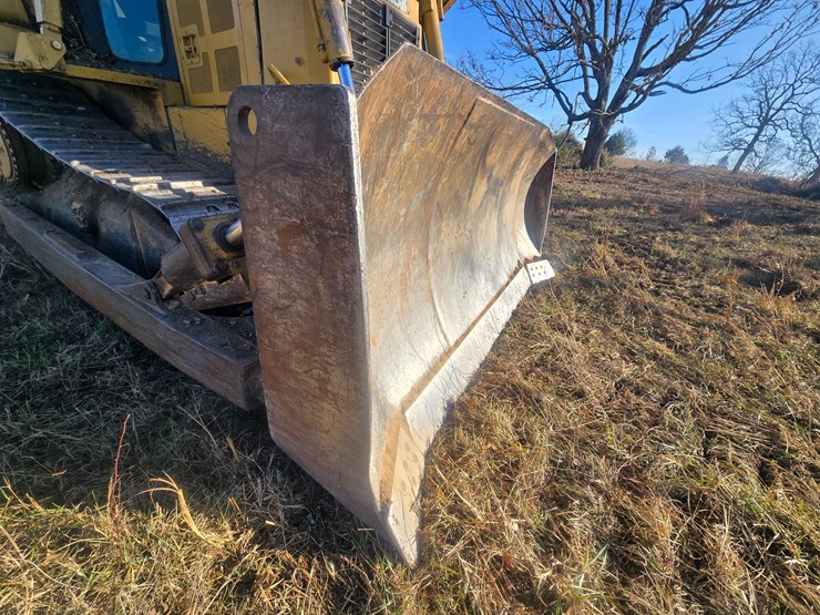 2002-caterpillar-d6r-image-86