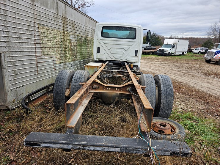 2004-international-durastar-4300-image-6