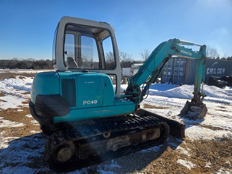 komatsu-pc40-image-19