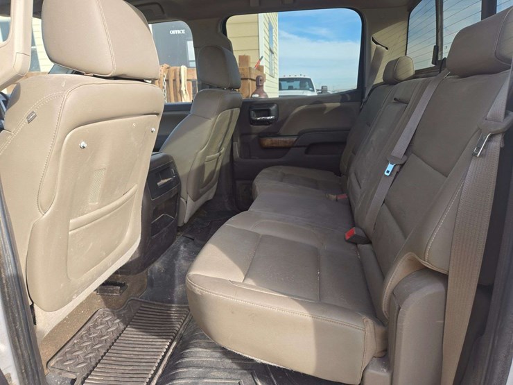 2015-gmc-sierra-1500-slt-image-10