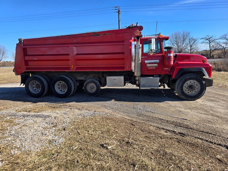 1998-mack-rd688s-image-18