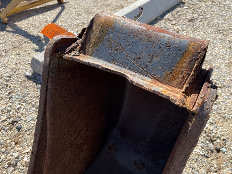 #3278-•-backhoe-buckets-image-51