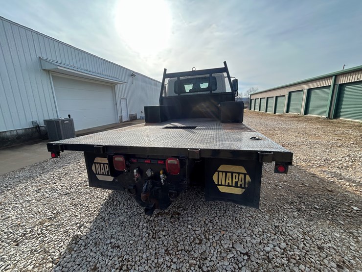 2007-international-durastar-4300-image-16