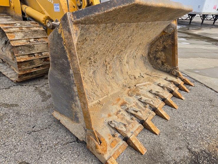 2004-deere-655c-image-104