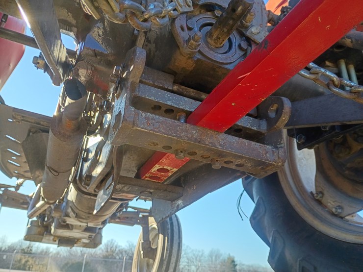 1983-massey-ferguson-240-image-64