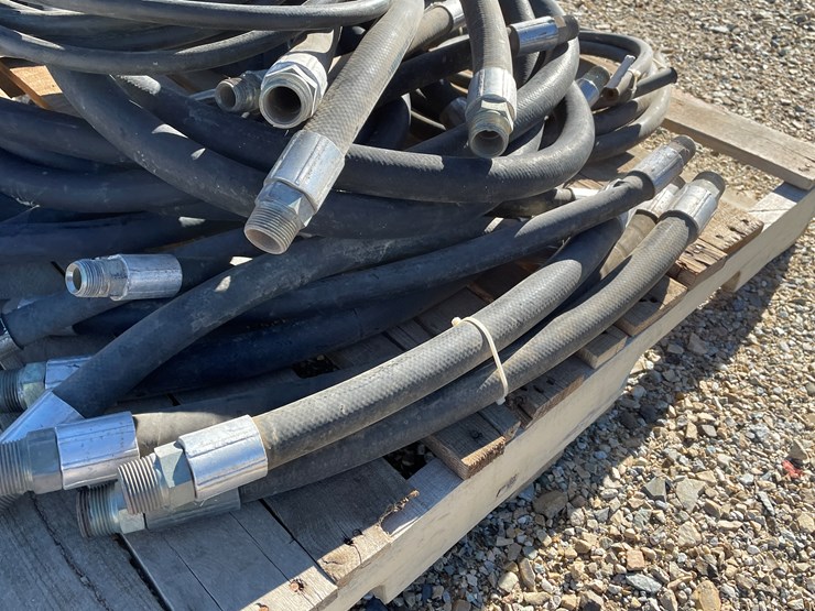 #3122-•-hydraulic-hoses-image-3