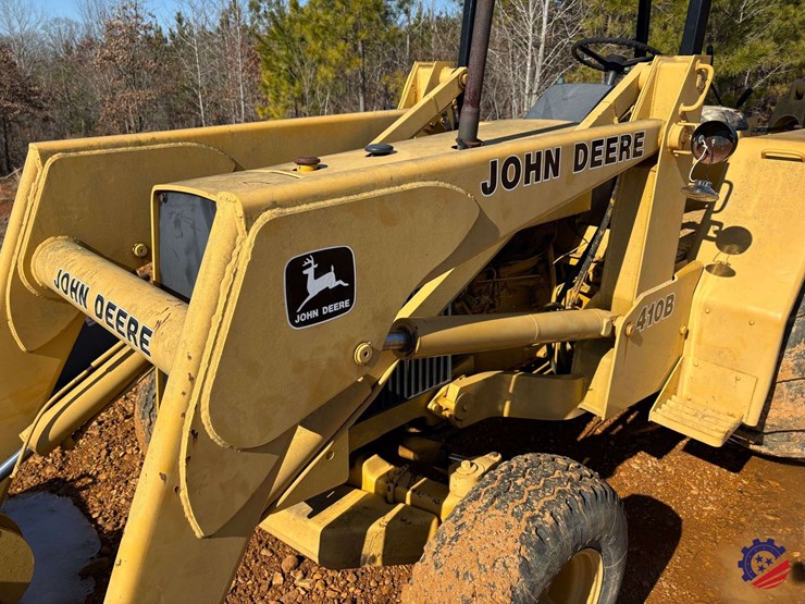 deere-410b-image-25