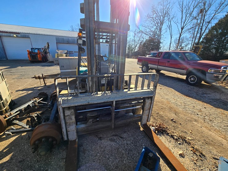 komatsu-fd45t-8-image-13