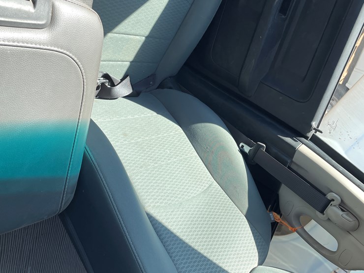 2016-dodge-2500-image-15