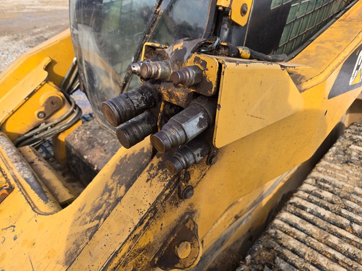 caterpillar-287c-image-76