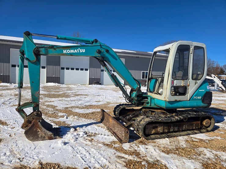 komatsu-pc40-image-8