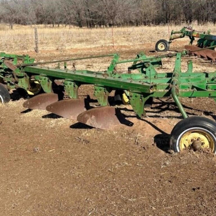 JOHN DEERE 5