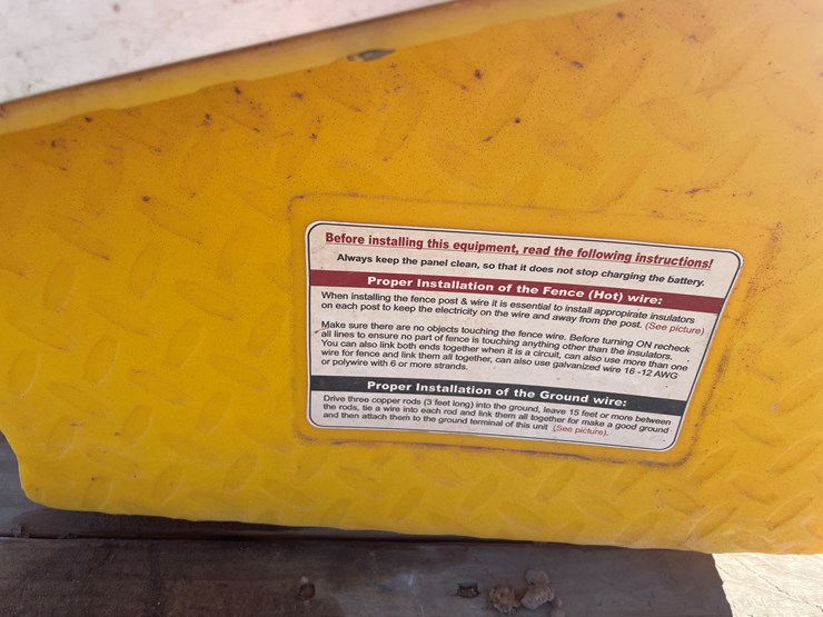 #3308-•-electric-fence-chargers-image-7